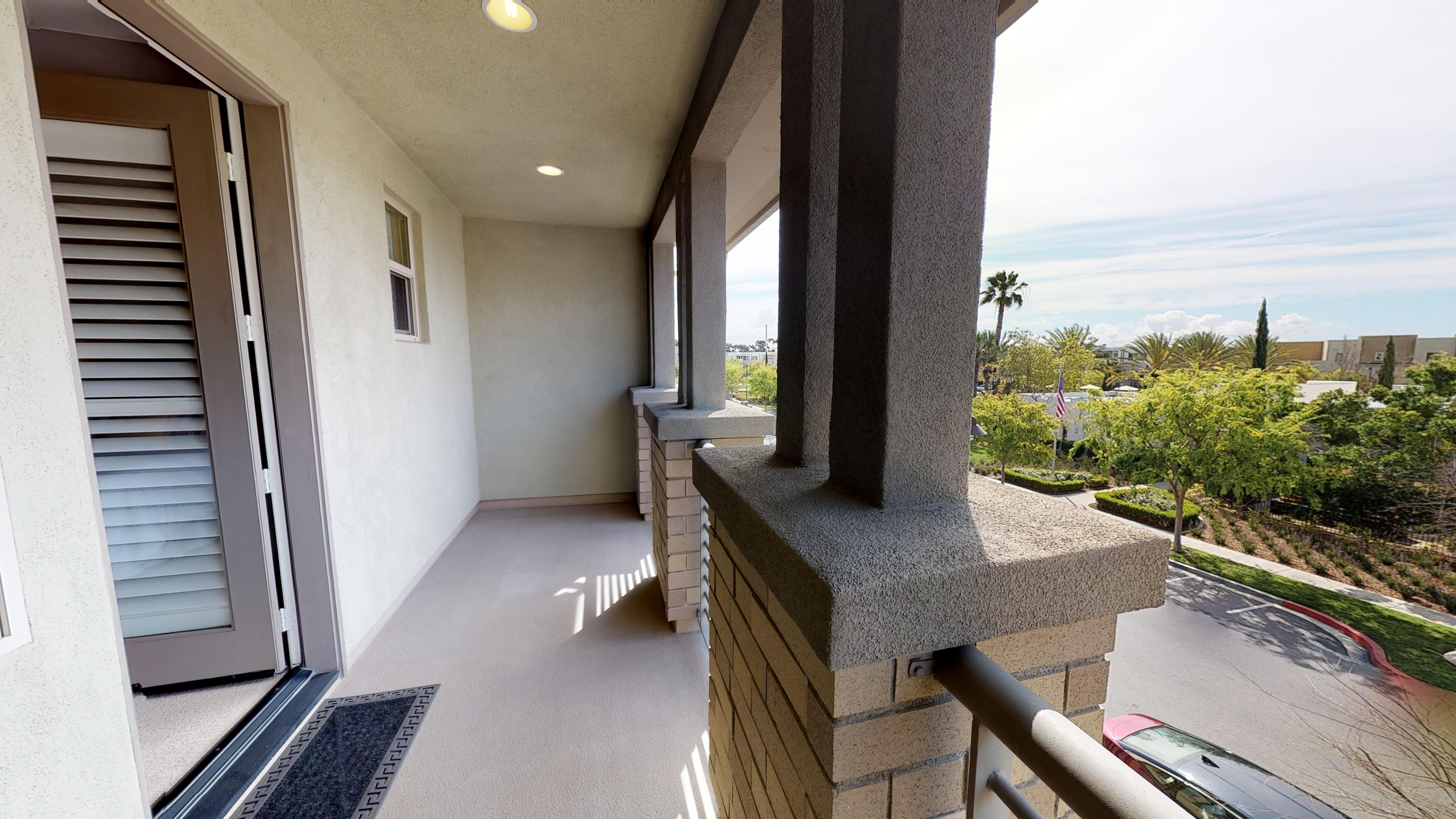 15429 Strand-103-Hawthorne-CA-90250-04042019_103238